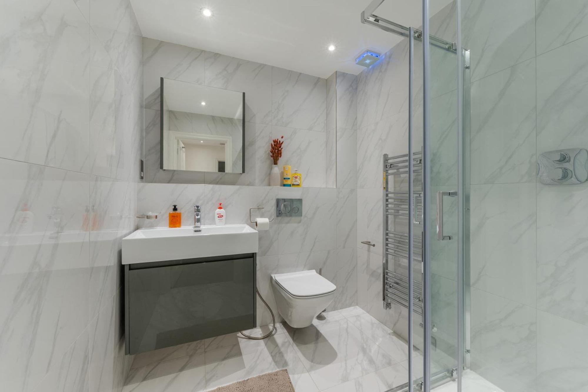 5H Modern Elegance 1-Bedroom City Living In London Eksteriør billede